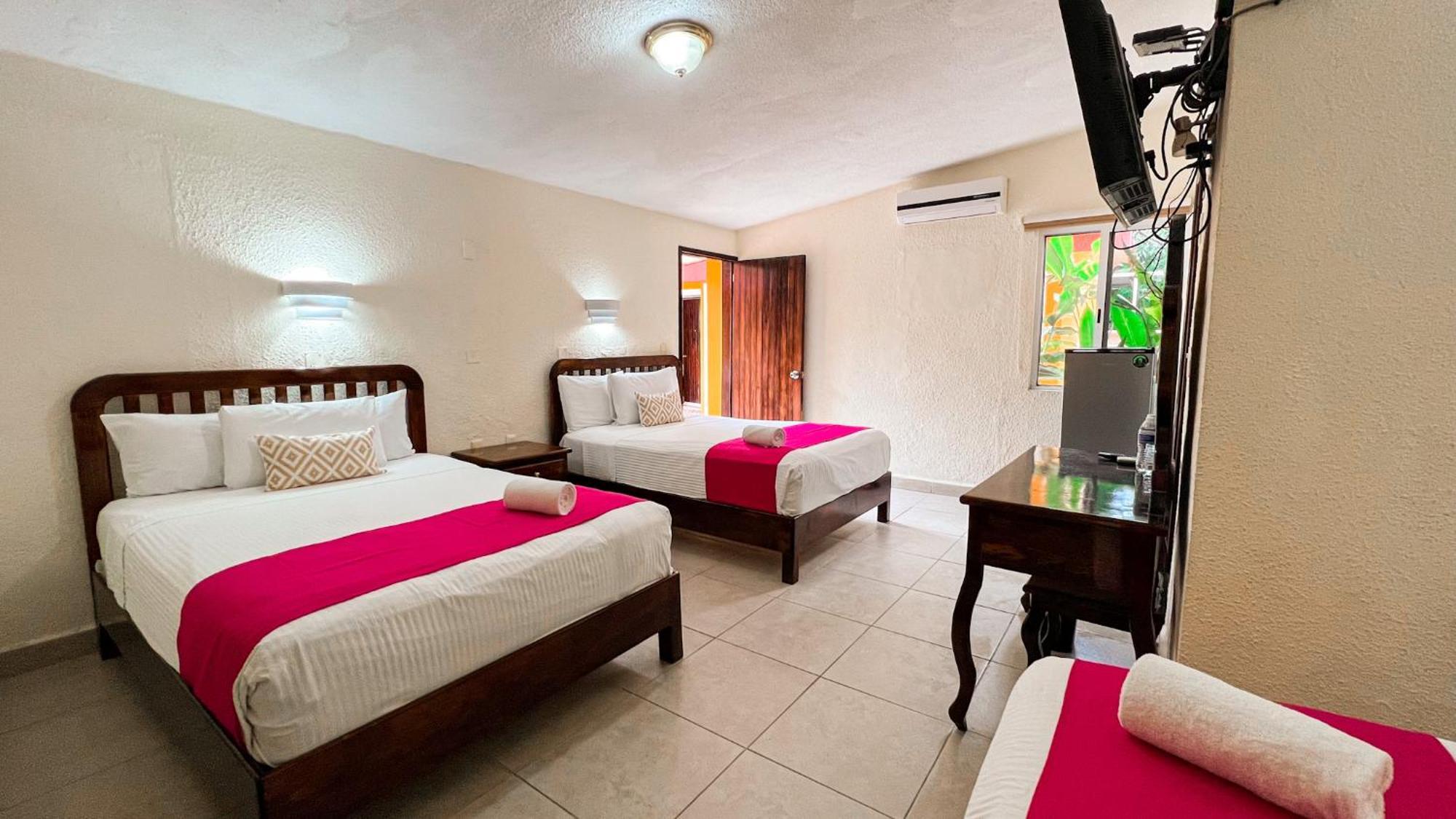 Hotel Caribe Cozumel Bagian luar foto